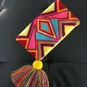 Handwoven ethnic clutch